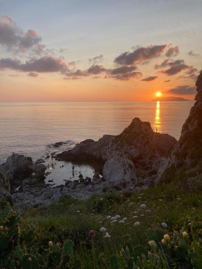 L'Antico Borgo Bed & Breakfast Milazzo Dış mekan fotoğraf
